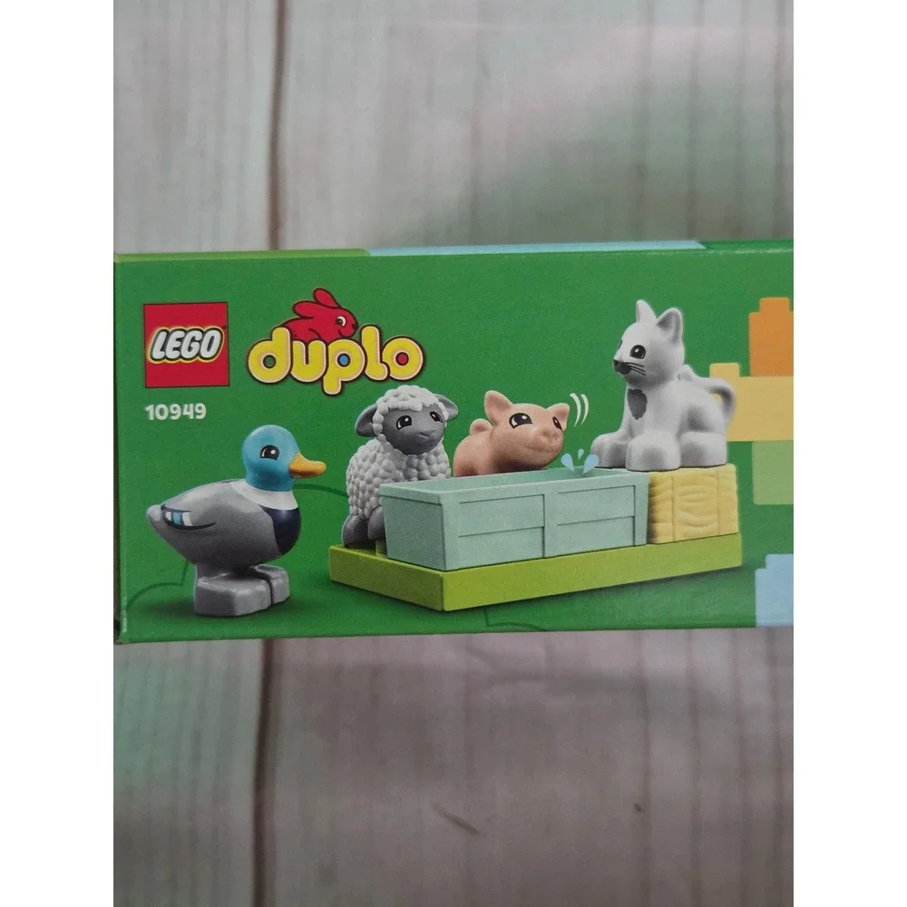 LEGO Duplo Farm Animal Care 10949 Preschool Building Toy 11 Pieces New